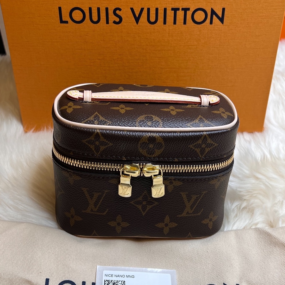NOT FOR SALE NEW Louis Vuitton NICE Nano Toiletry Pouch Monogram Canvas RARE!!!